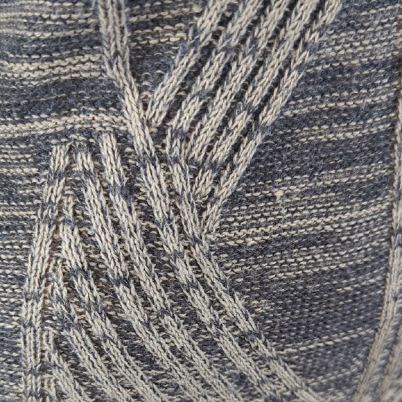 Dynamite Gray and Cream Cowl Neck Sweater Top - Picture 7 of 14